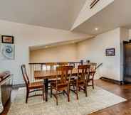 Others 6 Alders 4br Renovated Townhome- Sleeps 11+ Kids Ski Free 4 Bedroom Condo by Redawning