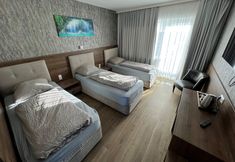 Others 4 F Hotel