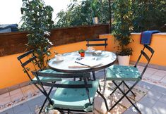 Lain-lain 7 House MOLA Galata