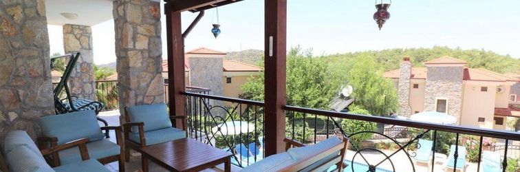 Lainnya Villa AX07 by JoyLettings