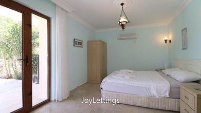Lainnya 4 Villa AX07 by JoyLettings