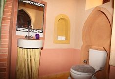 其他 6 Dar Mezyana Dades