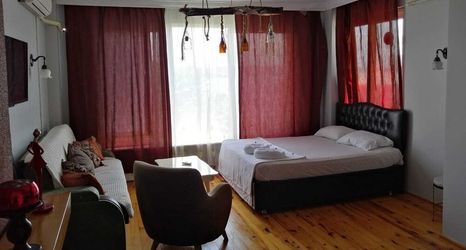 Others 2 Cihangir Apart