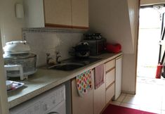 Others 4 Stunning 1-bed Cottage in Ashford William Harvey