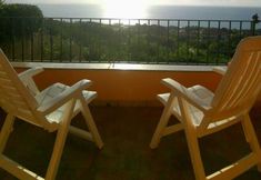 Others 7 Baciati dal Sole