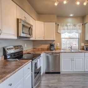 Primary image 1 3bdrm Value and Comfortcheyenne Mountain Suburbs!, America the Beautiful Park Hotels