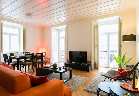 Others JOIVY Elegant 2BR Apt w/workspace nearby Baixa-Chiado subway