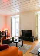 Imej utama ALTIDO Elegant 2BR Apt w/workspace nearby Baixa-Chiado subway