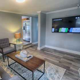 ภาพหลัก 1 El Chico Frank`s Key West Experience, Museum of Discovery and Science Hotels