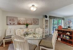 Khác 4 2022 Beachwood