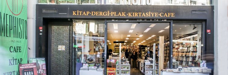 Lainnya Mephisto Apartment