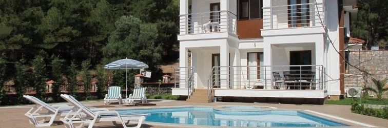 อื่นๆ Villa LMP1 by JoyLettings