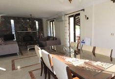 อื่นๆ 5 Villa XT15 by JoyLettings