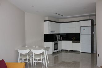 기타 4 Konak Tower