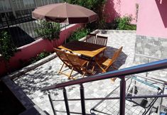 Others 6 Golden Life Apart Otel