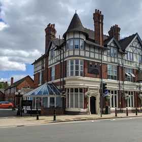 Primary image1The Plough Hotel,北安普顿大学飯店