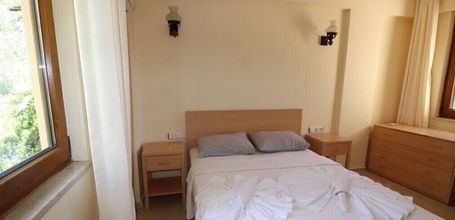 อื่นๆ 4 Villa AX12 by JoyLettings