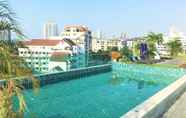 อื่นๆ 7 Fantastic Roof top Pool!