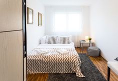 Others 7 Spacious 2bdr Apartment With Beautiful Terrace