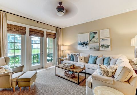 Others Summerwoods Condo, Walkings Away to Atlantic Ocean by Redawning