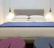 Others 4 Trieste 411 (Rooms & Apartments)