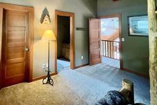 Others River Rock Mountain Cabin