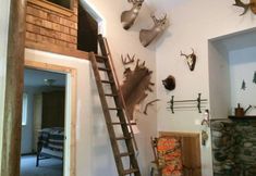 Khác 4 Rick`s Retreat