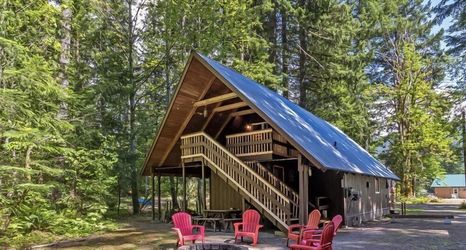 Others 2 Elk Country Cabin