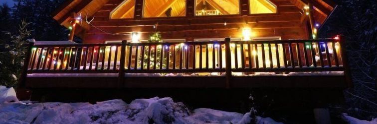 Others Creekside Cabin