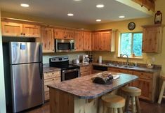 Others 6 Creekside Cabin