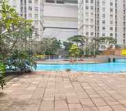 Others 7 Green Bay Pluit Studio Apartment with 2 Single Beds