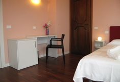 Others 4 B&B Elio's Place