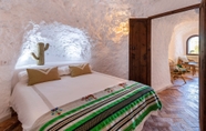 Lainnya 7 Traditional Cave House With Swimming Pool Near to City Center. Cueva del Cadí