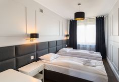 Others 4 Executive 3 Bedroom Apartament by Your F