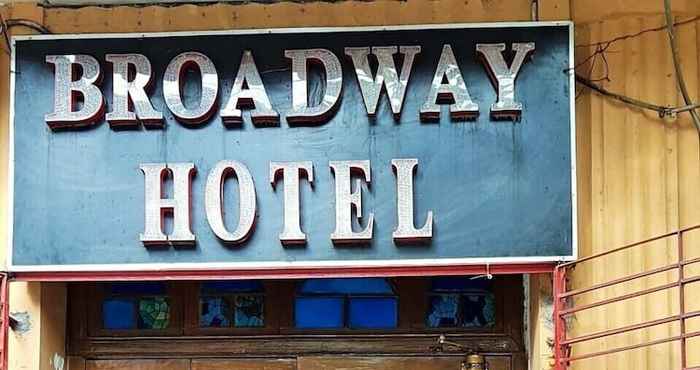 Khác Broadway Hotel