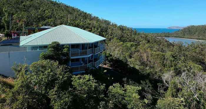 Others Picturesque on Passage - Whitsundays