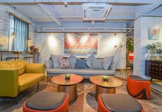 Lainnya 2 No. 8 Art Hotel