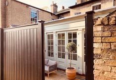 Others 3 The Midsummer Common - Modern & Spacious 2bdr House With Garden