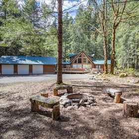 Primary image 1 Elder Family Lodge, Khách sạn Lewis County