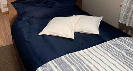 Others 2 Cross Stage