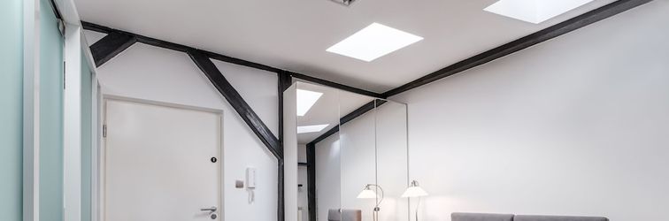 Others Studio Czerwonego Krzyza 4