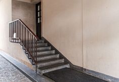 Others 7 Studio Czerwonego Krzyza 4