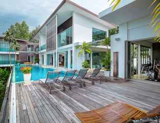 Others 2 4BR Seaview Villa with Gym and Cinema Room