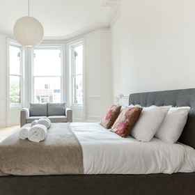 Primary image 1 Spacious 1BR Period Apartment Hampstead, West Hampstead Hotels