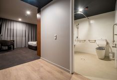 Lainnya 7 Elite Gold Coast