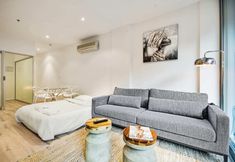 Others 3 Swainson on Bent