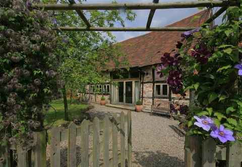 Others Whites Farm Barn