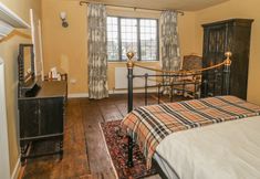 Others 5 Castle House