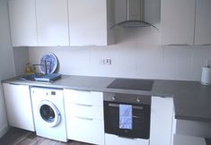 기타 4 Bellevue Apartment