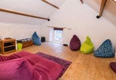 Others 4 Llwyncadfor Farm